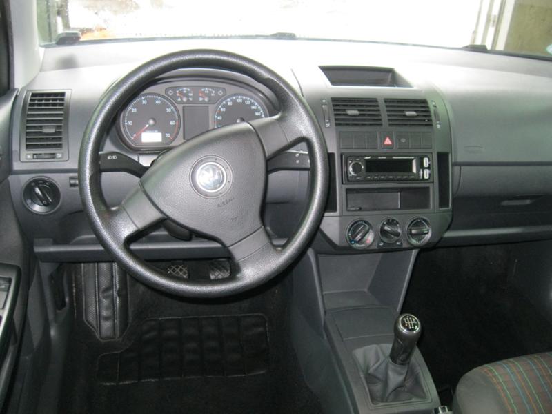 VW Polo, снимка 2 - Автомобили и джипове - 36013935