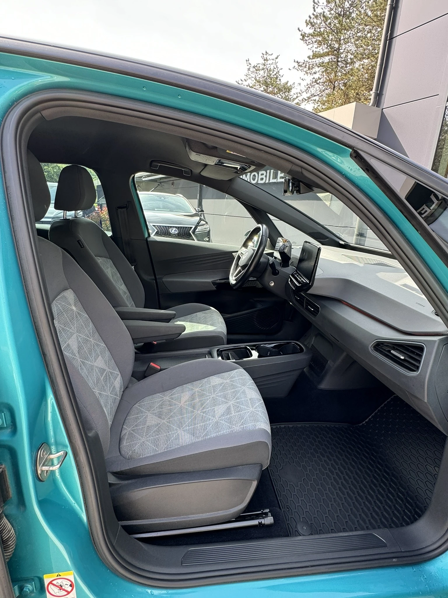 VW ID.3 | Mobile.bg   12