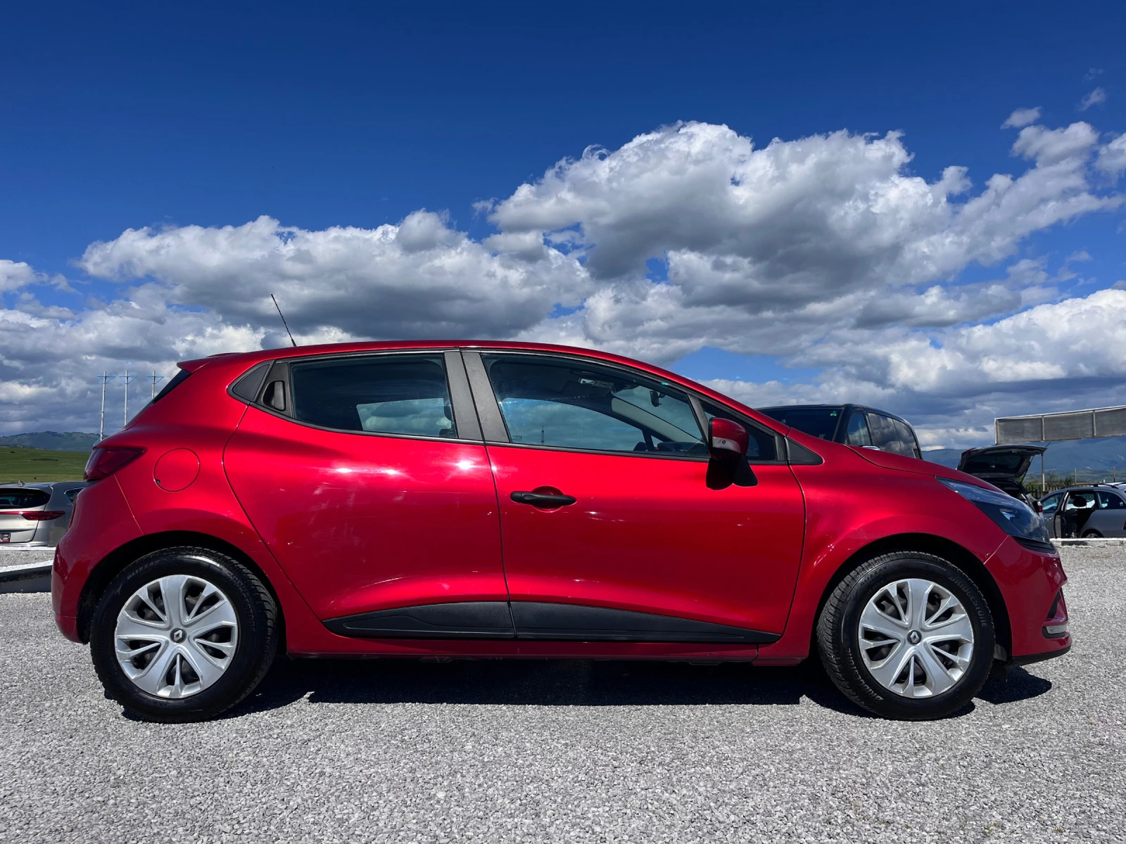 Renault Clio 1.5dci Euro 6 - изображение 8