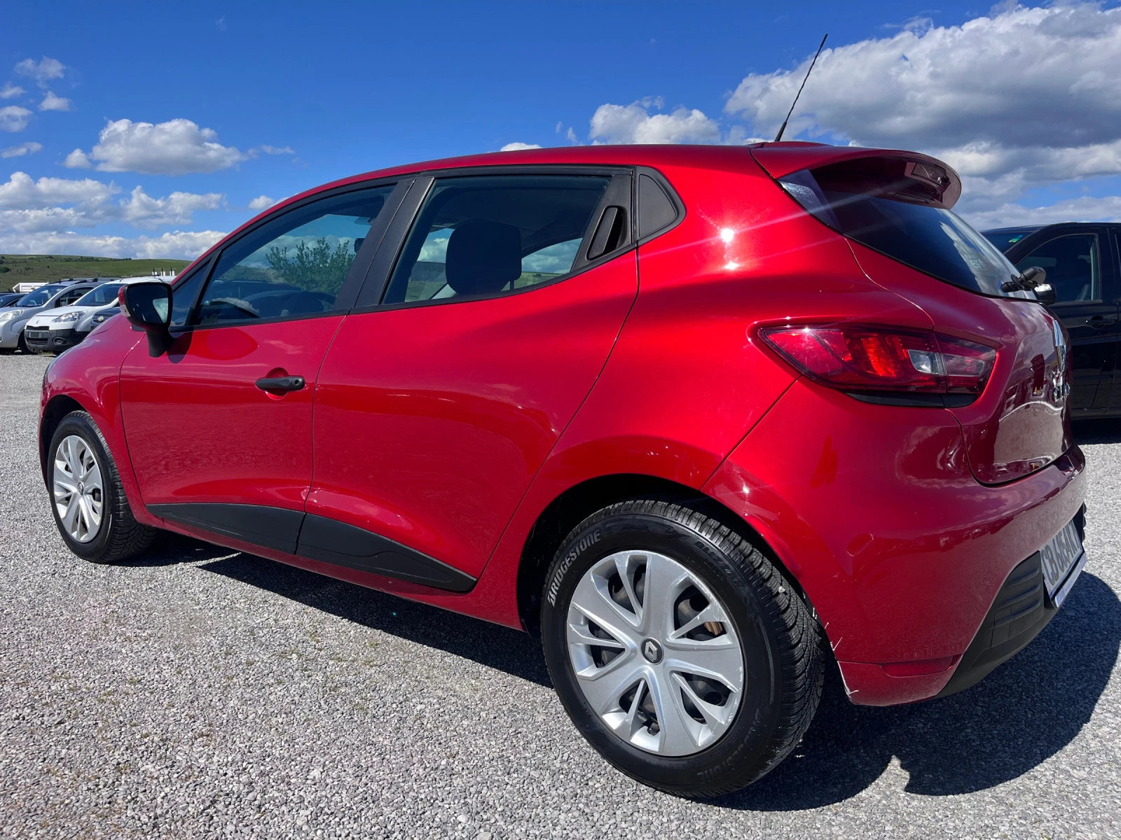 Renault Clio 1.5dci Euro 6 - изображение 5