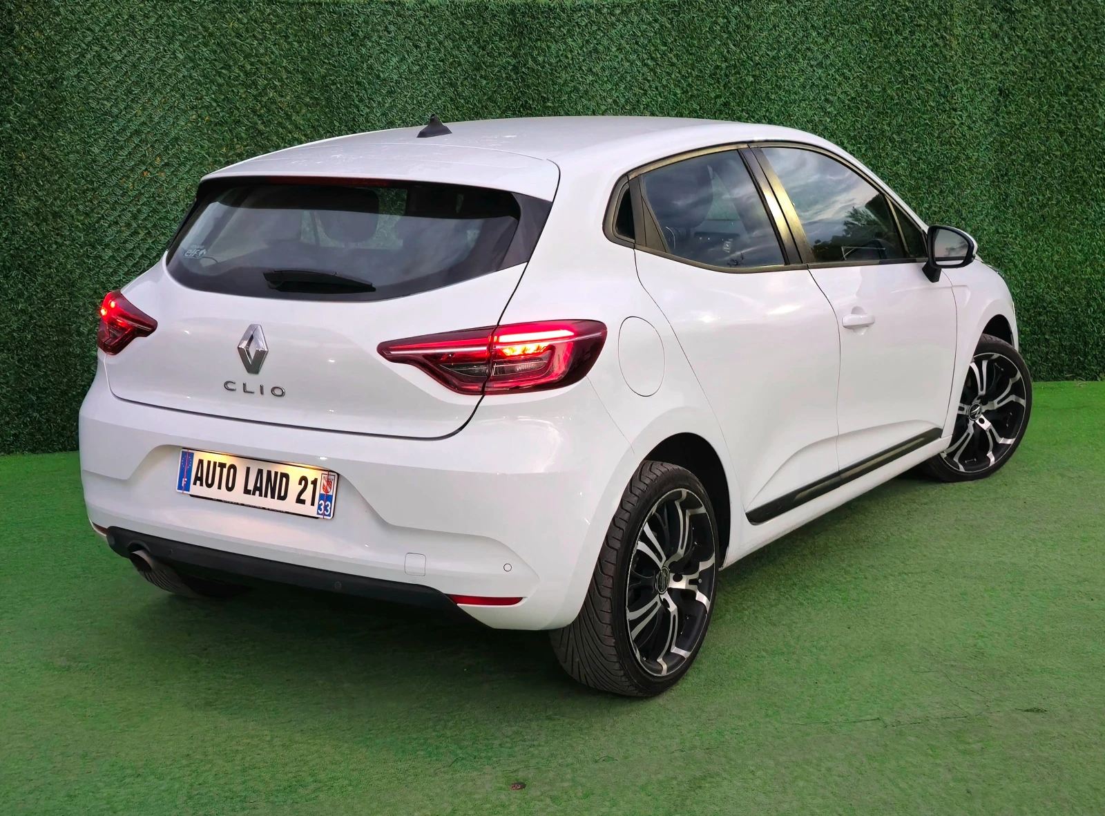 Renault Clio 1.5BlueDCI* 85кс* Euro-6d* 95000км - изображение 5