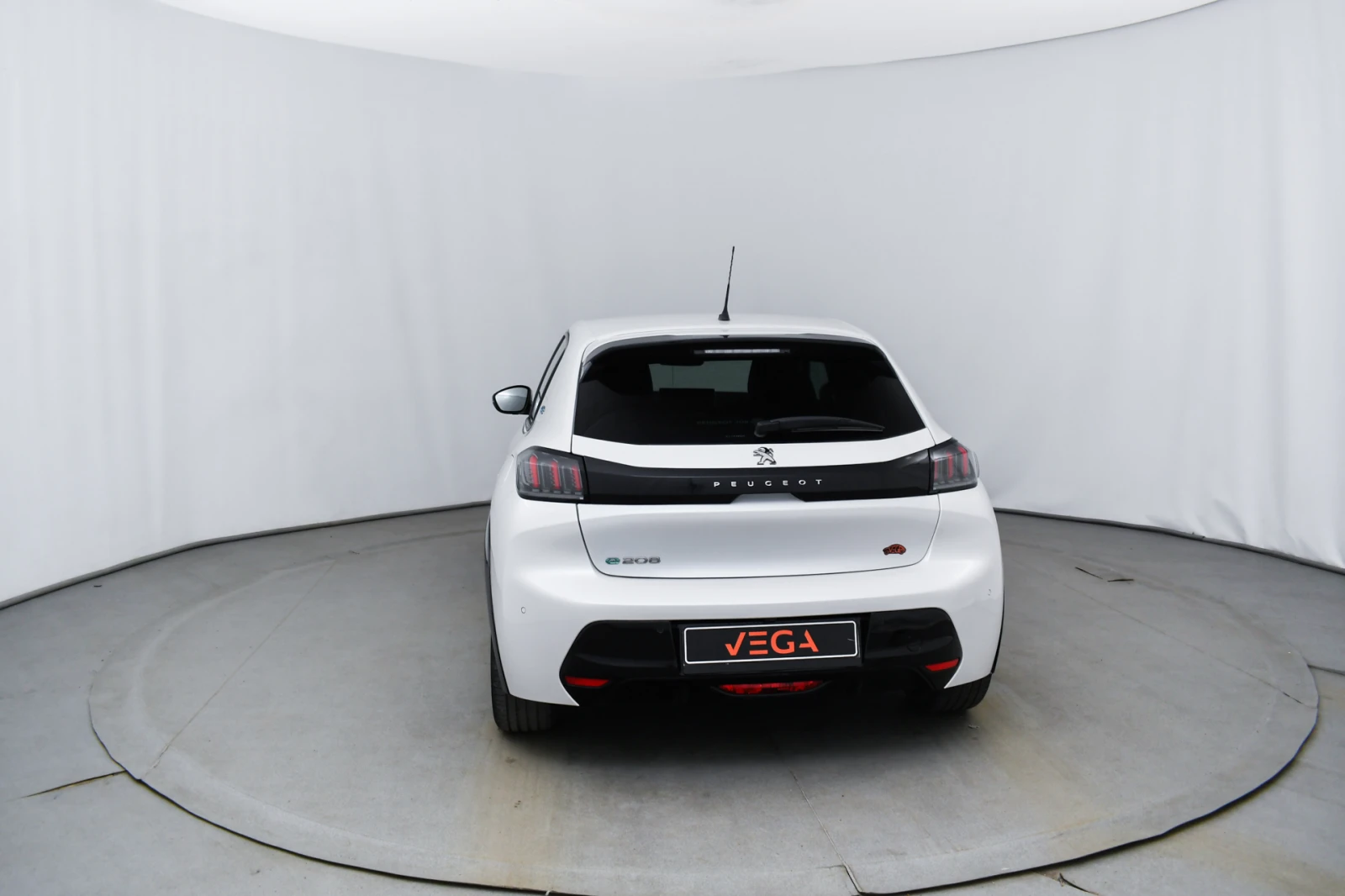 Peugeot 208 Electric 52 Kw - изображение 3