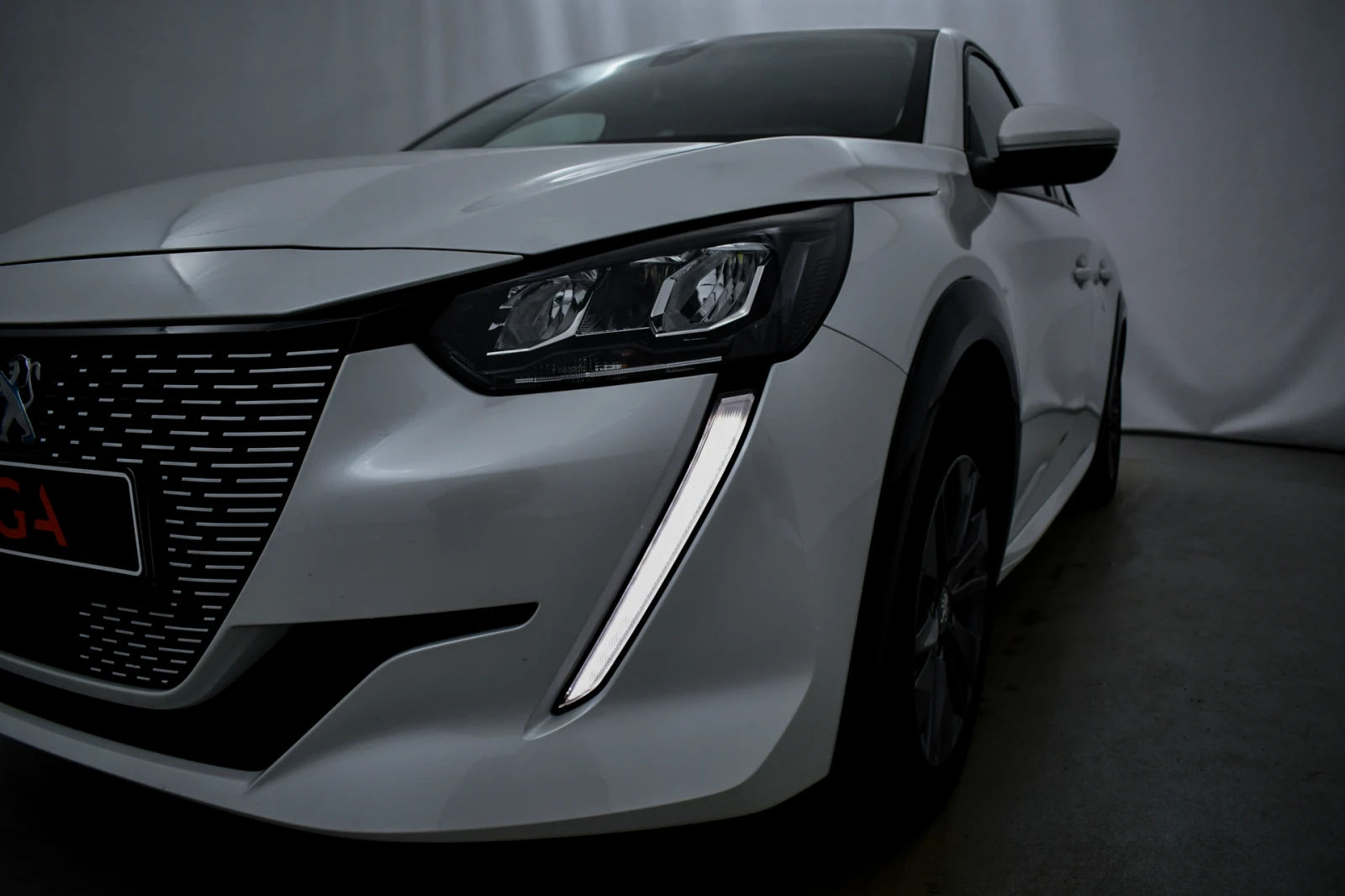 Peugeot 208 Electric 52 Kw - изображение 8