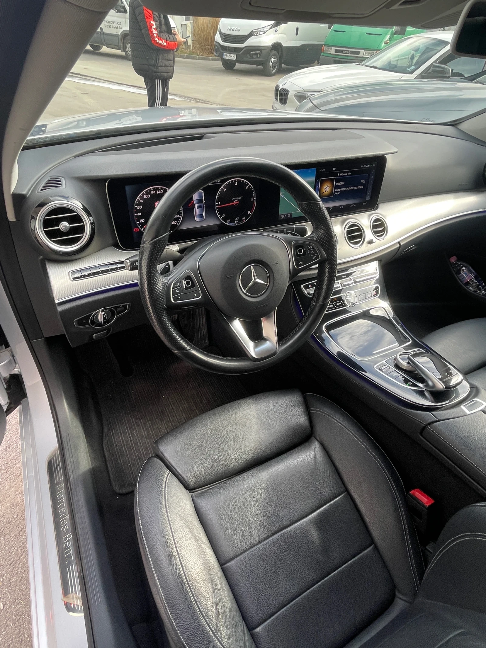 Mercedes-Benz E 220  - изображение 5
