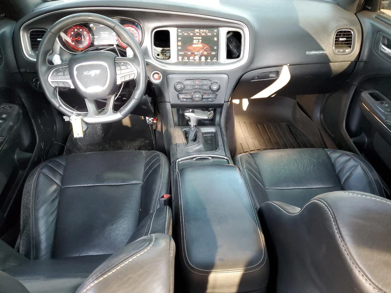 Dodge Charger SRT HELLCAT - изображение 8