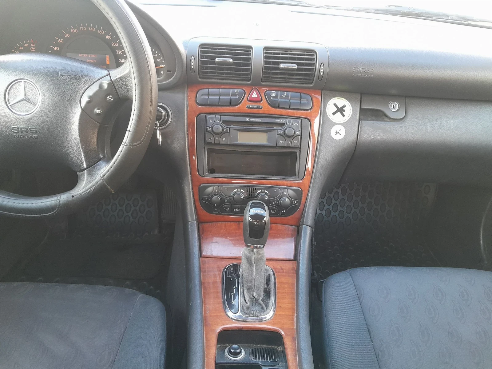 Mercedes-Benz C 220 2.2 | Mobile.bg   14