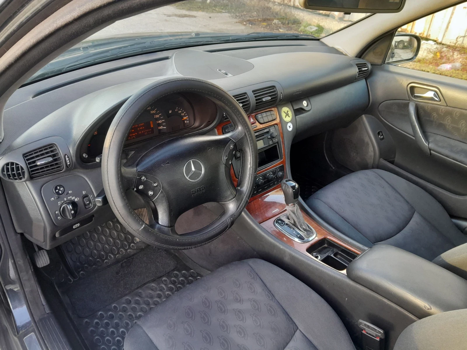 Mercedes-Benz C 220 2.2 | Mobile.bg   15