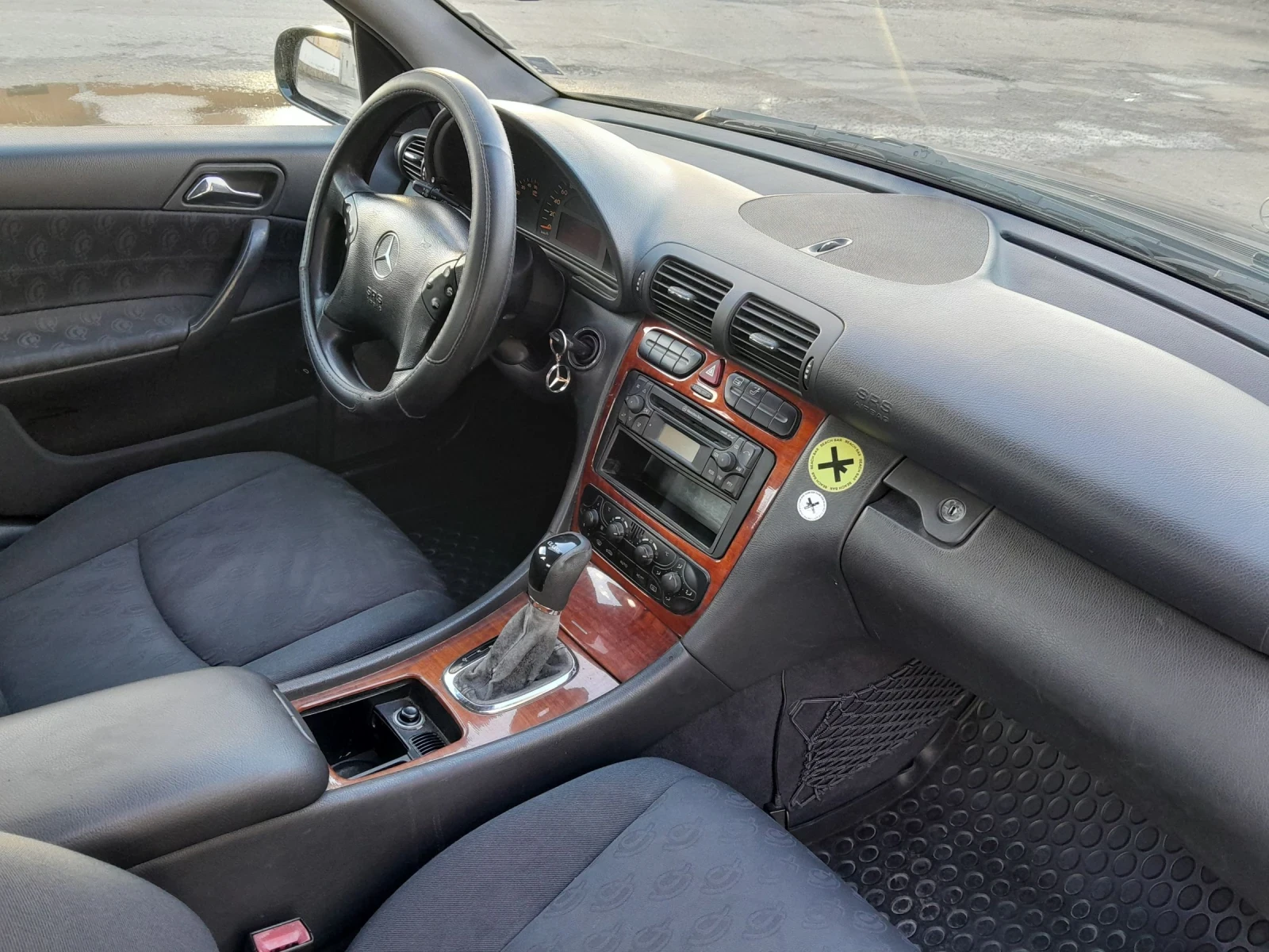 Mercedes-Benz C 220 2.2 | Mobile.bg   11