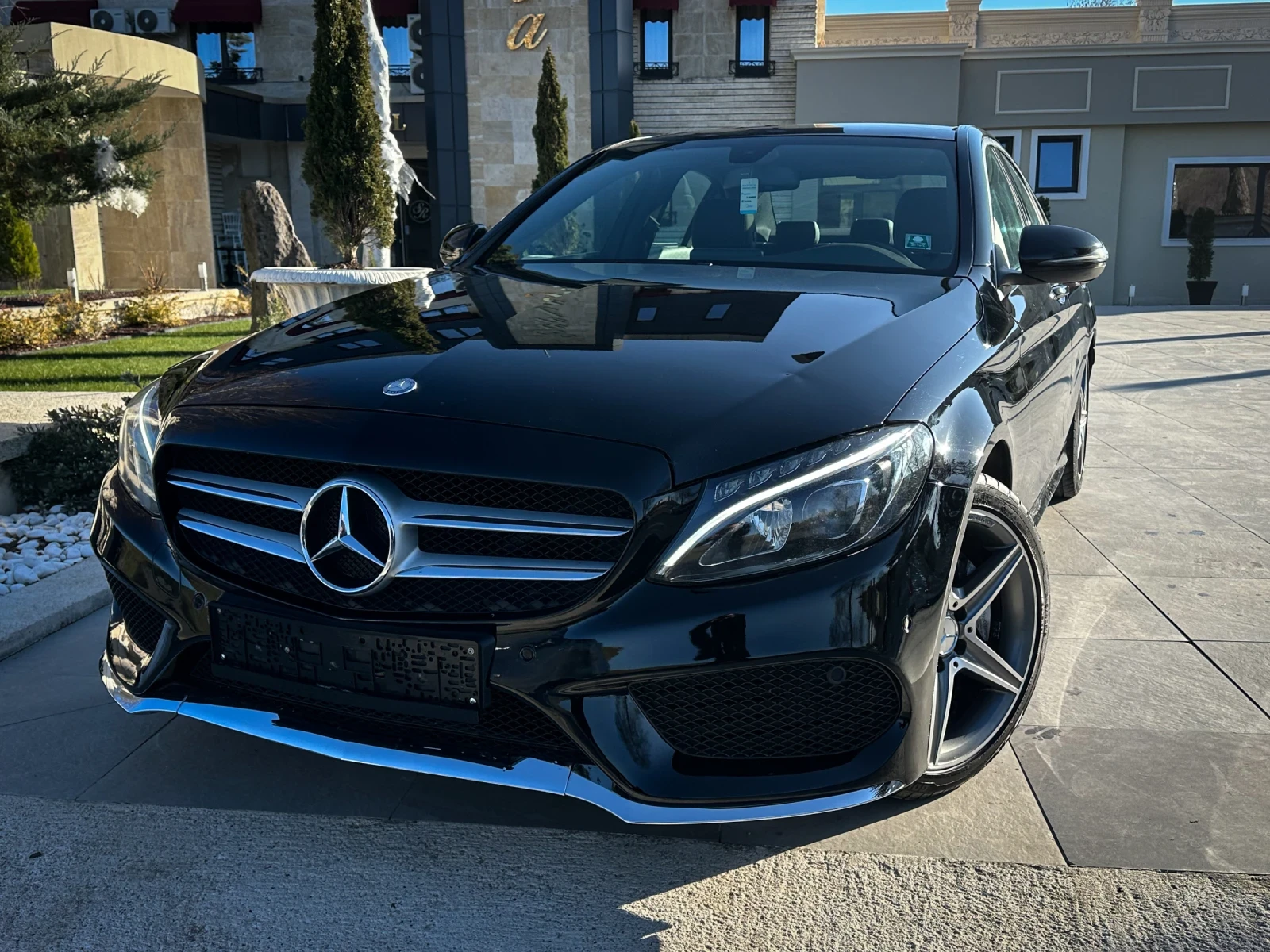 Mercedes-Benz C 220 AMG / PANO / ПОДГРЕВ / 7G - изображение 3