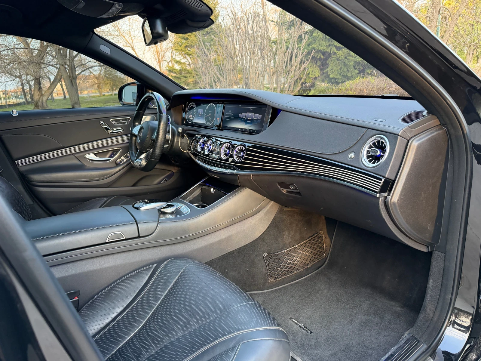 Mercedes-Benz S 350 * LONG* 9G* 4-МЕСТА* ЛИЗИНГ* 4-MATIC* TV* 6.3AMG* , снимка 11 - Автомобили и джипове - 53978376