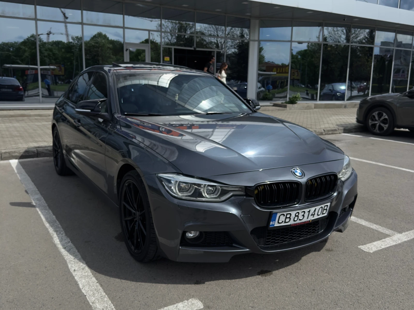 BMW 330 F30 LCI, снимка 3 - Автомобили и джипове - 54493603