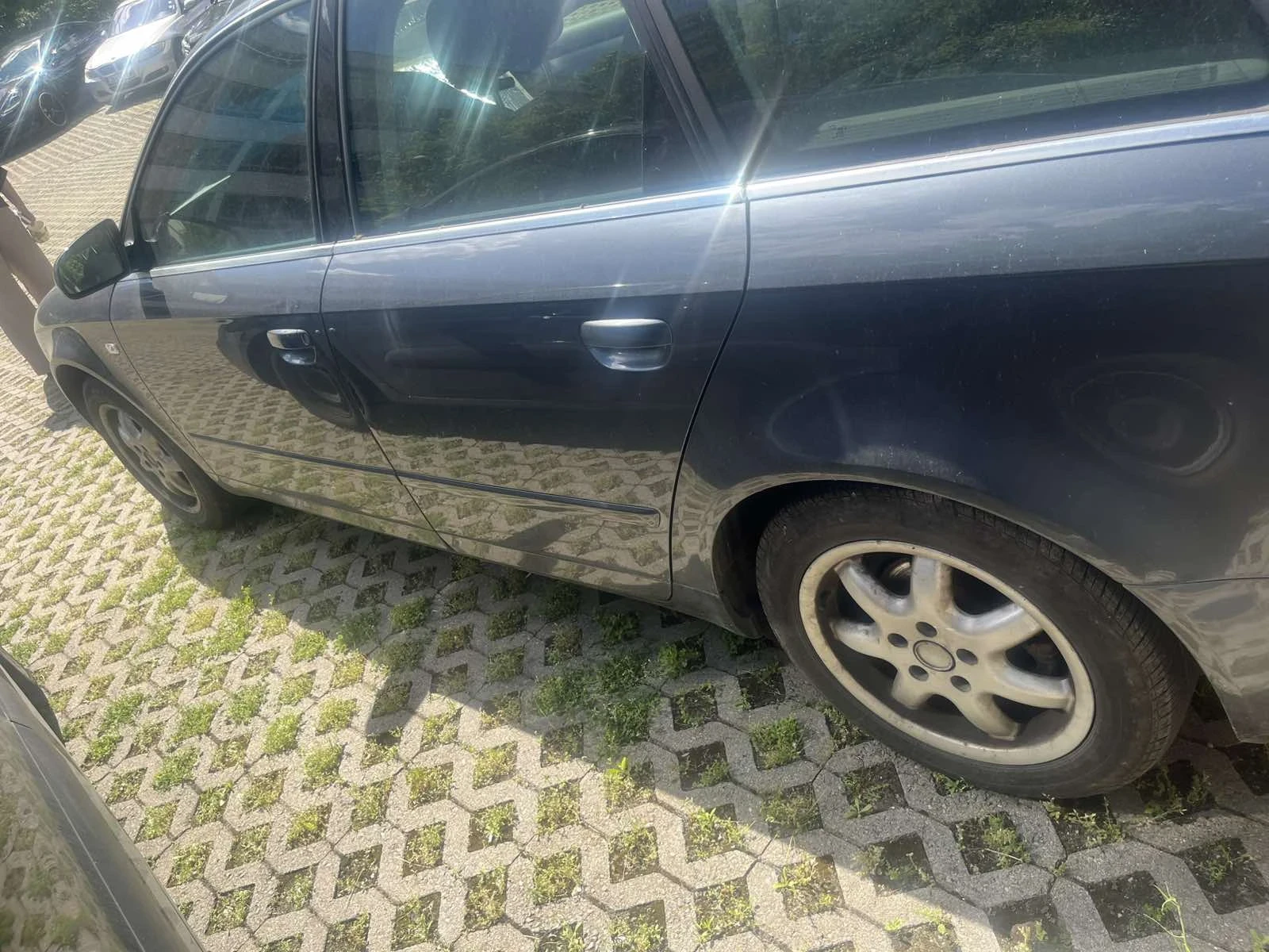 Audi A4 1.8t, снимка 5 - Автомобили и джипове - 54659958