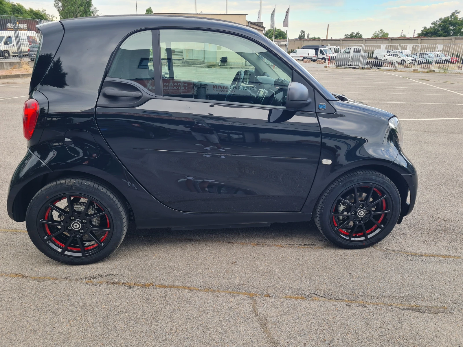 Smart Fortwo EQ FORTWO COUPE, снимка 5 - Автомобили и джипове - 54970682