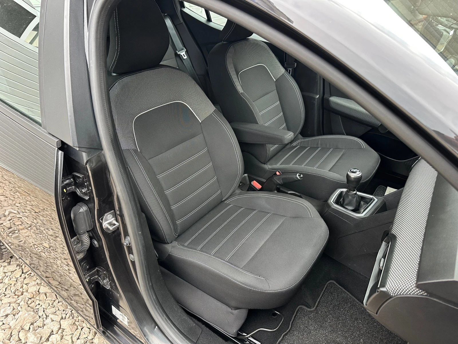 Dacia Sandero LPG 100кс 6 ск. CARPLAY 2021g, снимка 10 - Автомобили и джипове - 55025143