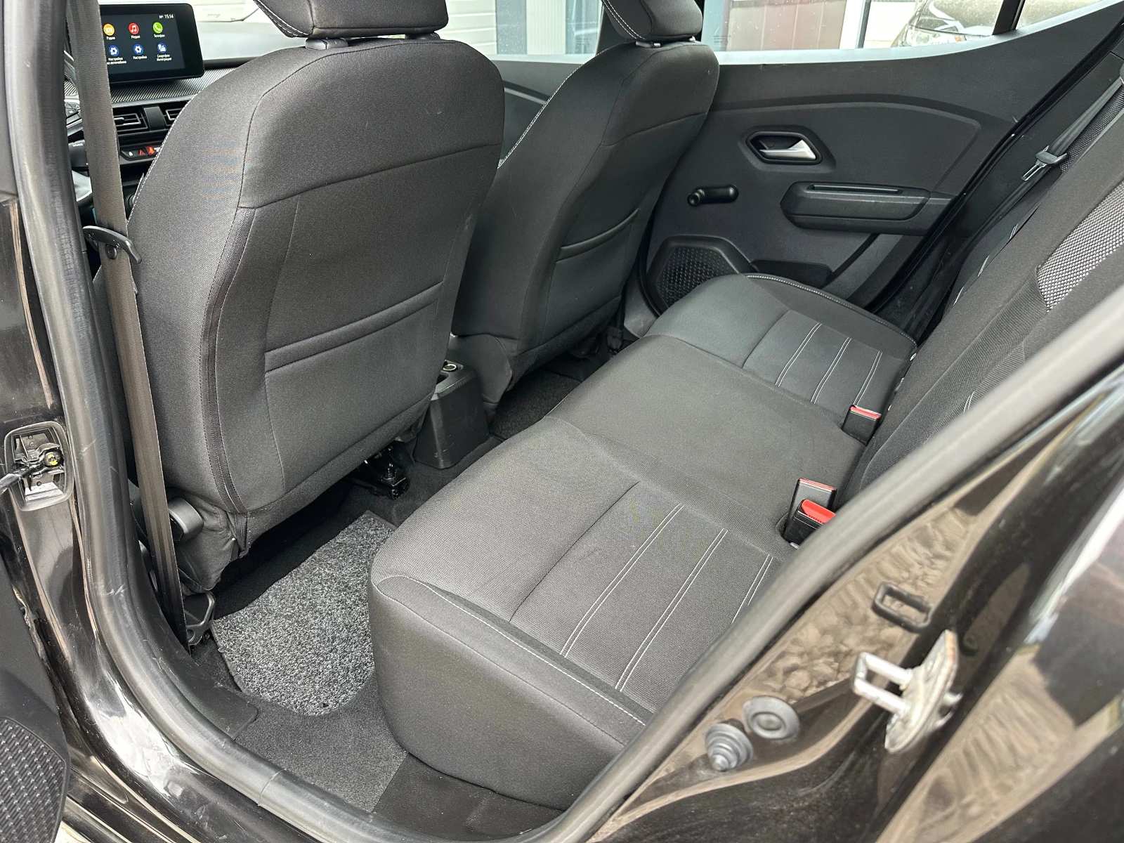 Dacia Sandero LPG 100кс 6 ск. CARPLAY 2021g, снимка 11 - Автомобили и джипове - 55025143