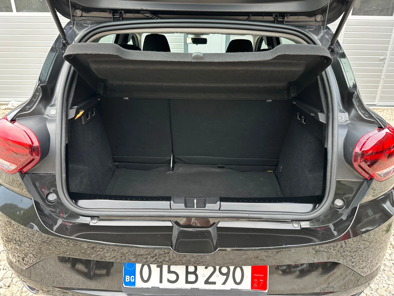 Dacia Sandero LPG 100кс 6 ск. CARPLAY 2021g, снимка 13 - Автомобили и джипове - 55025143