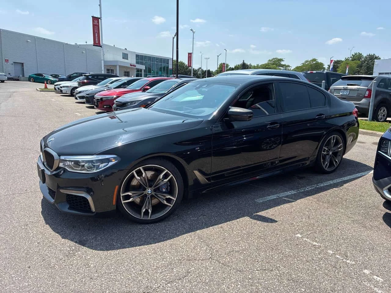 BMW 550 * ДИСТРОНИК * ОБДУХВАНЕ * 360 * КЛИП НА МОТОРА, снимка 3 - Автомобили и джипове - 55372034