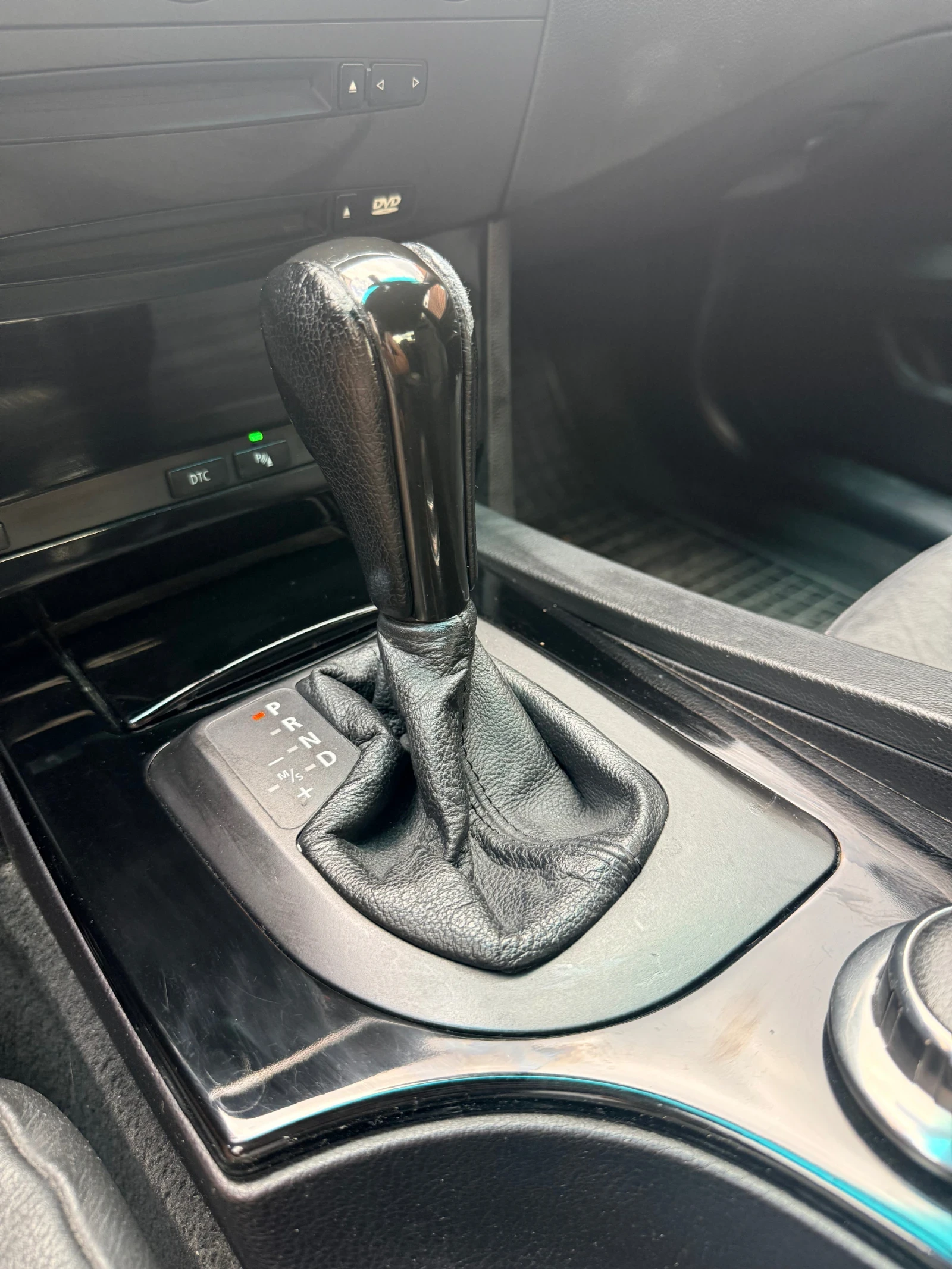 BMW 530, снимка 16 - Автомобили и джипове - 55425612