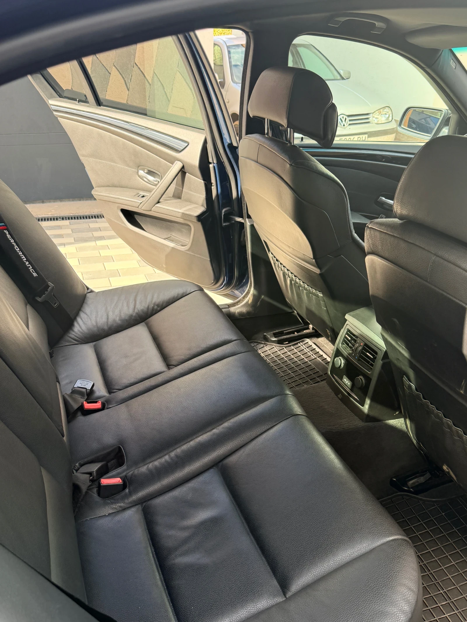 BMW 530, снимка 11 - Автомобили и джипове - 55425612