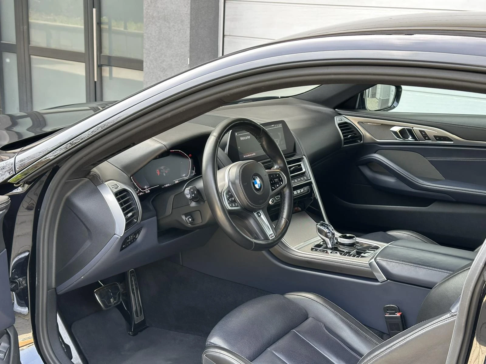 BMW M8 840d M пакет /FULL екстри, снимка 6 - Автомобили и джипове - 56059826