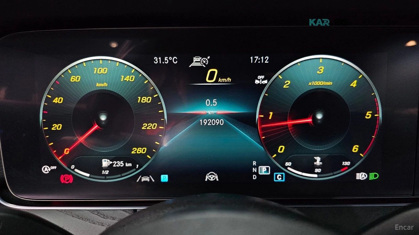 Mercedes-Benz E 220 AMG* ОБДУХВАНЕ* 360 КАМЕРА* HEADUP* PANO* , снимка 8 - Автомобили и джипове - 56070598