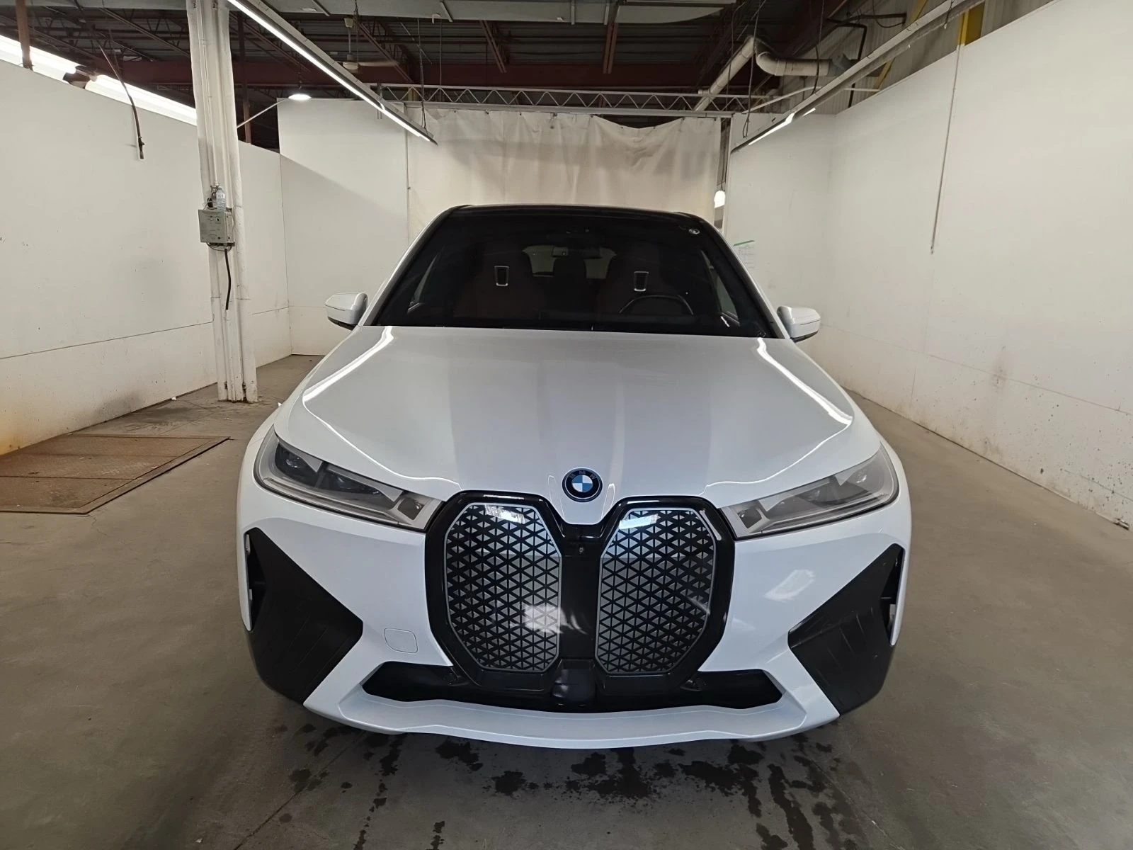 BMW iX XDRIVE50* Dist* M-pack* 360* Sky Lounge* Bowers*  | Mobile.bg � ����������� 2