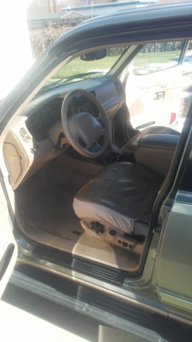 Ford Explorer XLT  5.0 V8 4WD, снимка 4