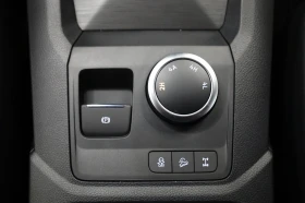 VW Amarok NEW* AVENTURA* IQ LED LIGHTS* HARMAN/KARDON* 360* , снимка 13