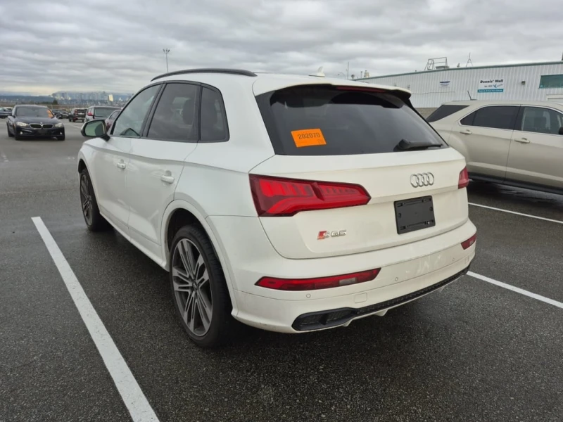 Audi SQ5 2019 PROGRESSIV * CARFAX * БЕЗ ПЪРВОНАЧАЛНА ВНОСКА, снимка 4 - Автомобили и джипове - 53005453