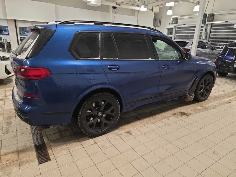 BMW X7 * M50i * CARFAX * БЕЗ ПЪРВОНАЧАЛНА ВНОСКА, снимка 3 - Автомобили и джипове - 53187768