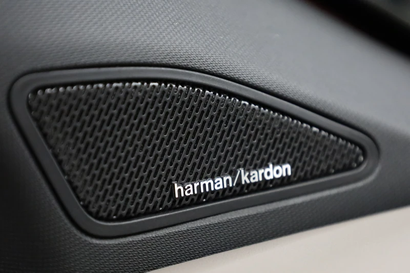 VW Amarok NEW* AVENTURA* IQ LED LIGHTS* HARMAN/KARDON* 360* , снимка 16 - Автомобили и джипове - 53237735