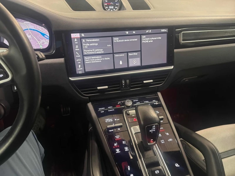 Porsche Cayenne * GTS * CARFAX * БЕЗ ПЪРВОНАЧАЛНА ВНОСКА, снимка 9 - Автомобили и джипове - 53271418