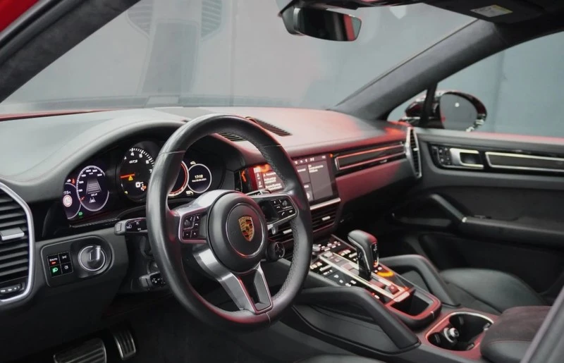 Porsche Cayenne Coupe GTS, снимка 6 - Автомобили и джипове - 54244823