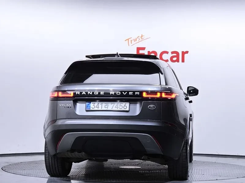 Land Rover Range Rover Velar 2.0 D240 R-Dynamic Se, снимка 4 - Автомобили и джипове - 54515168