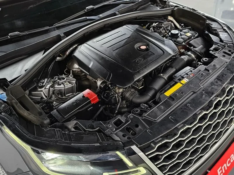 Land Rover Range Rover Velar 2.0 D240 R-Dynamic Se, снимка 6 - Автомобили и джипове - 54515168