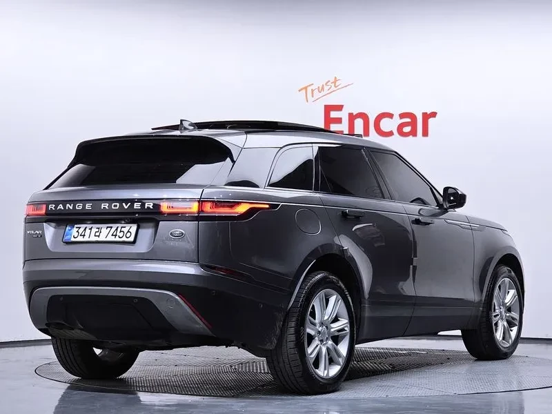 Land Rover Range Rover Velar 2.0 D240 R-Dynamic Se, снимка 2 - Автомобили и джипове - 54515168