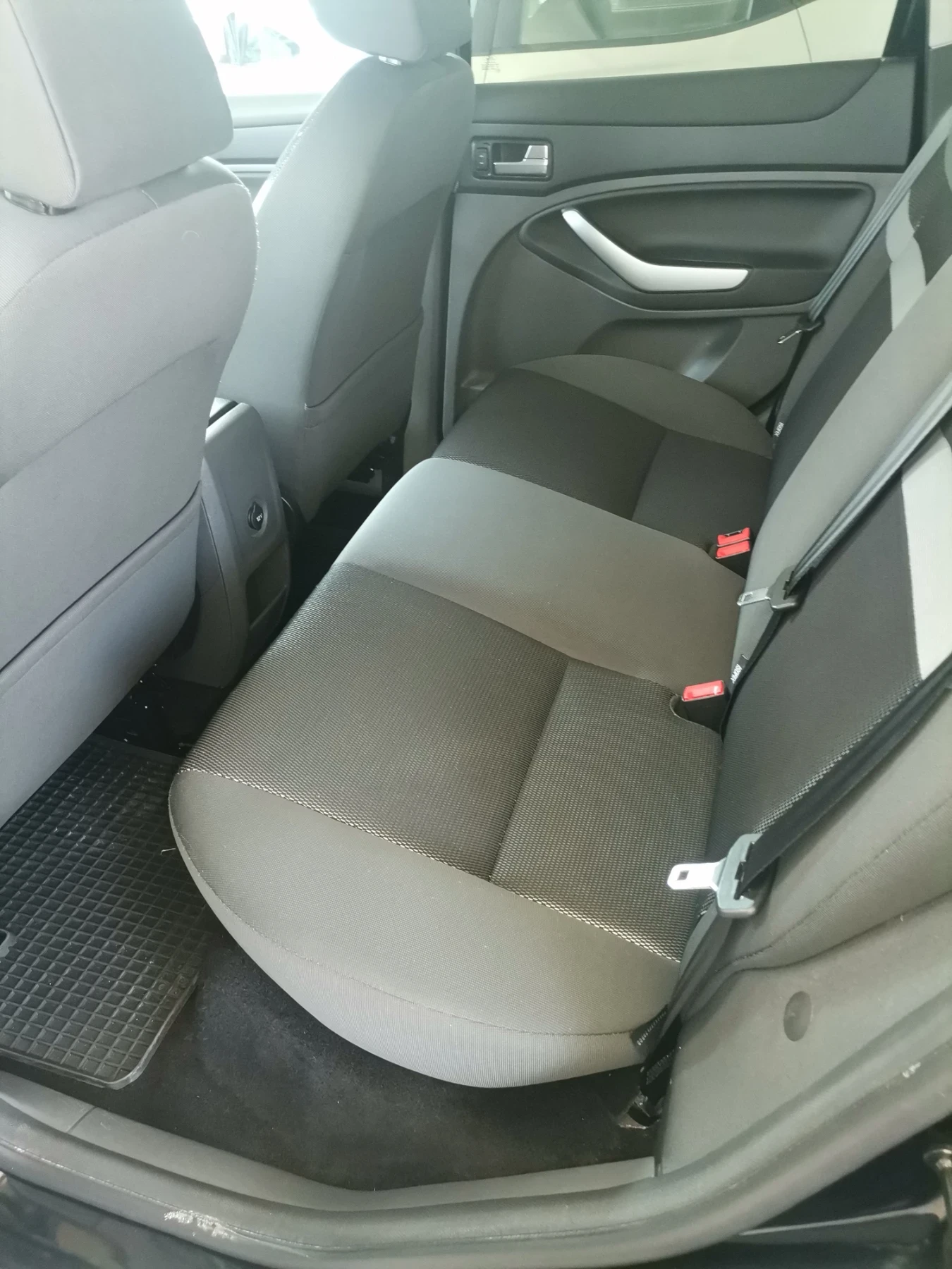 Ford Kuga 2.0 tdci 4x4 - изображение 5