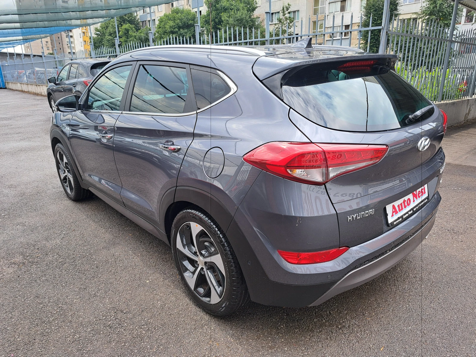 Hyundai Tucson 1.6AUTOMATIC-4X4-GPL-ГАЗ-FULL - изображение 4