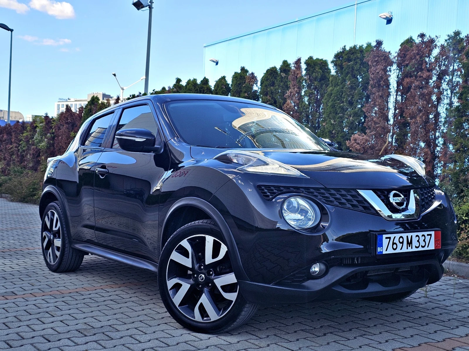 Nissan Juke Tekna 1.6т 4х4 Facelift/ Avtomat/ Keyless/ Navi  - изображение 6