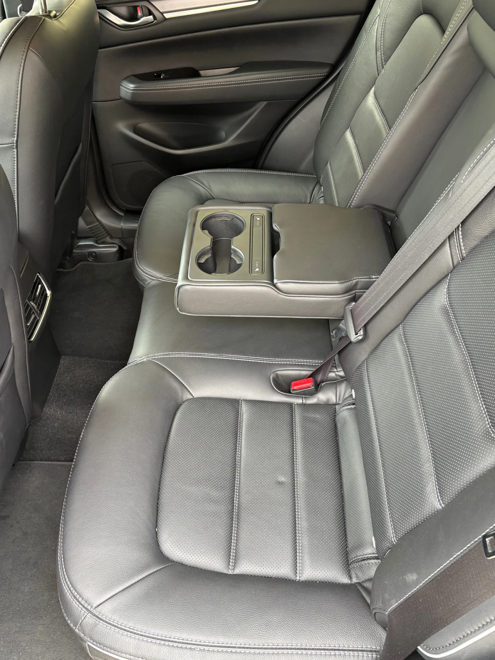 Mazda CX-5 4x4 2025 Всички екстри, снимка 8 - Автомобили и джипове - 53894300