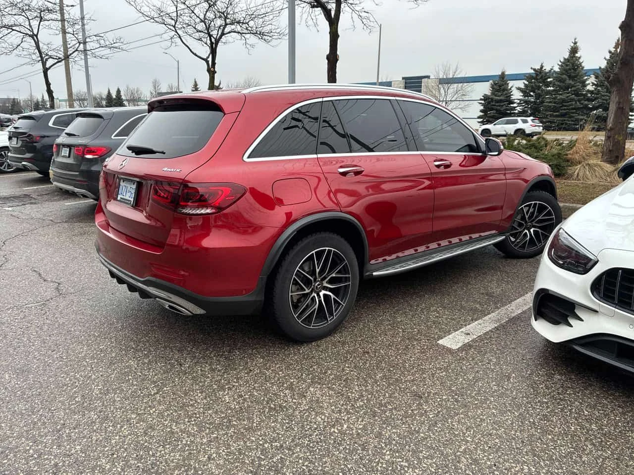 Mercedes-Benz GLC 300  CARFAX /360/DISTRONIC/AMBIENT/DIGITAL COCKPIT , снимка 3 - Автомобили и джипове - 53923808