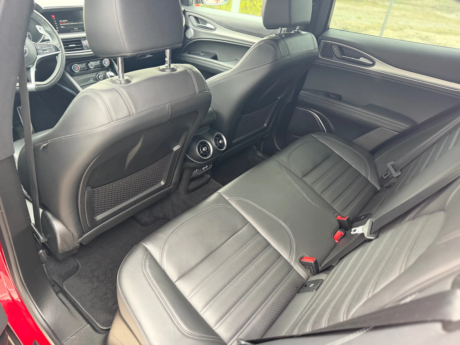 Alfa Romeo Stelvio 2.2JTD, снимка 9 - Автомобили и джипове - 54033998