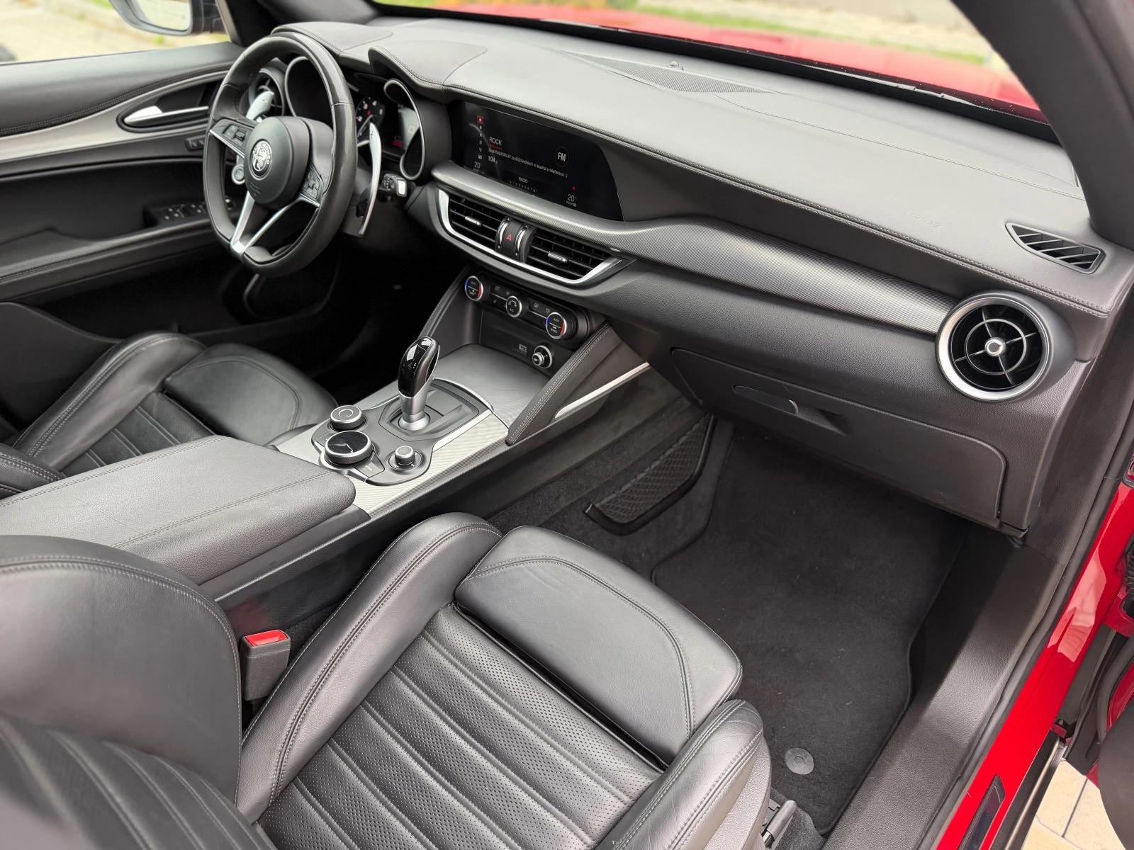 Alfa Romeo Stelvio 2.2JTD, снимка 8 - Автомобили и джипове - 54033998