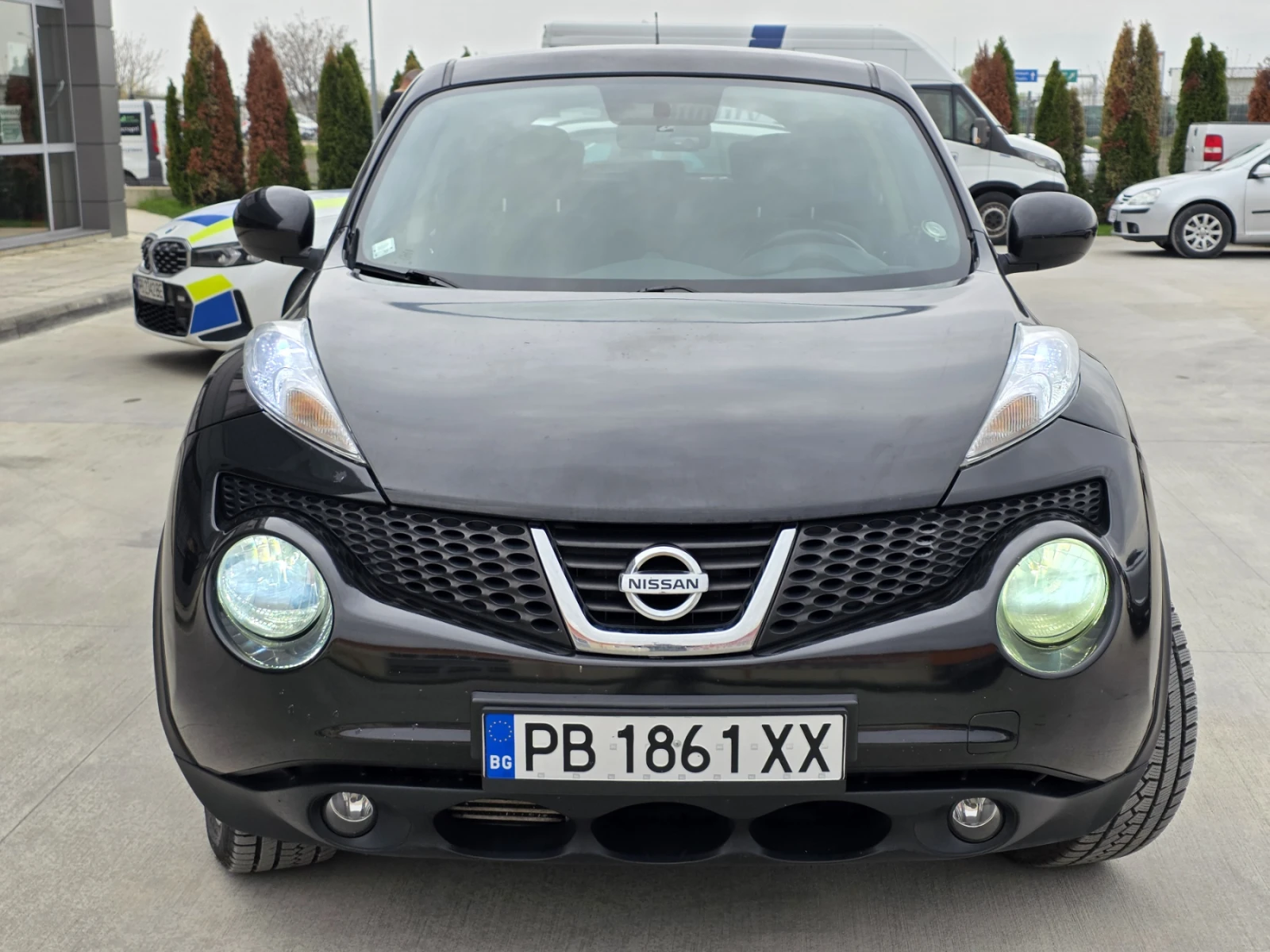 Nissan Juke, снимка 8 - Автомобили и джипове - 54229240