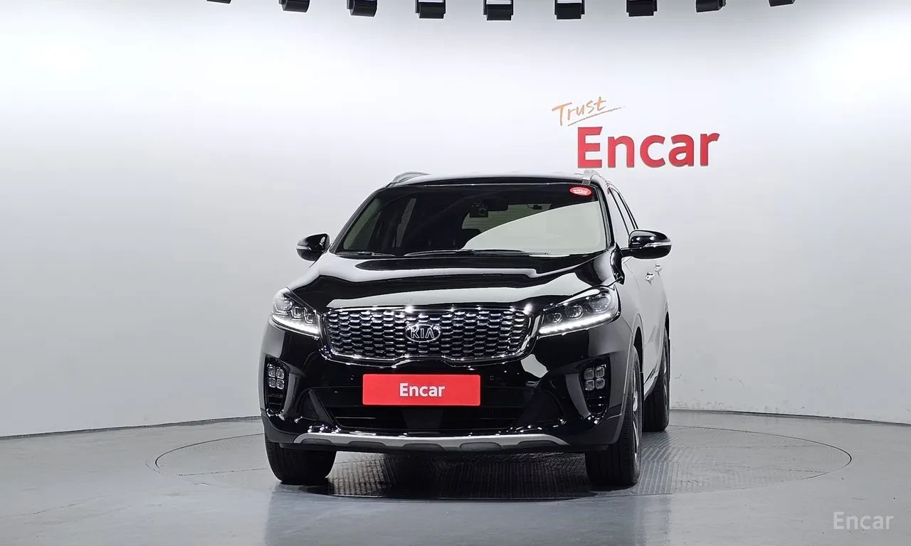 Kia Sorento 2.0 Diesel 4WD, снимка 3 - Автомобили и джипове - 54700024