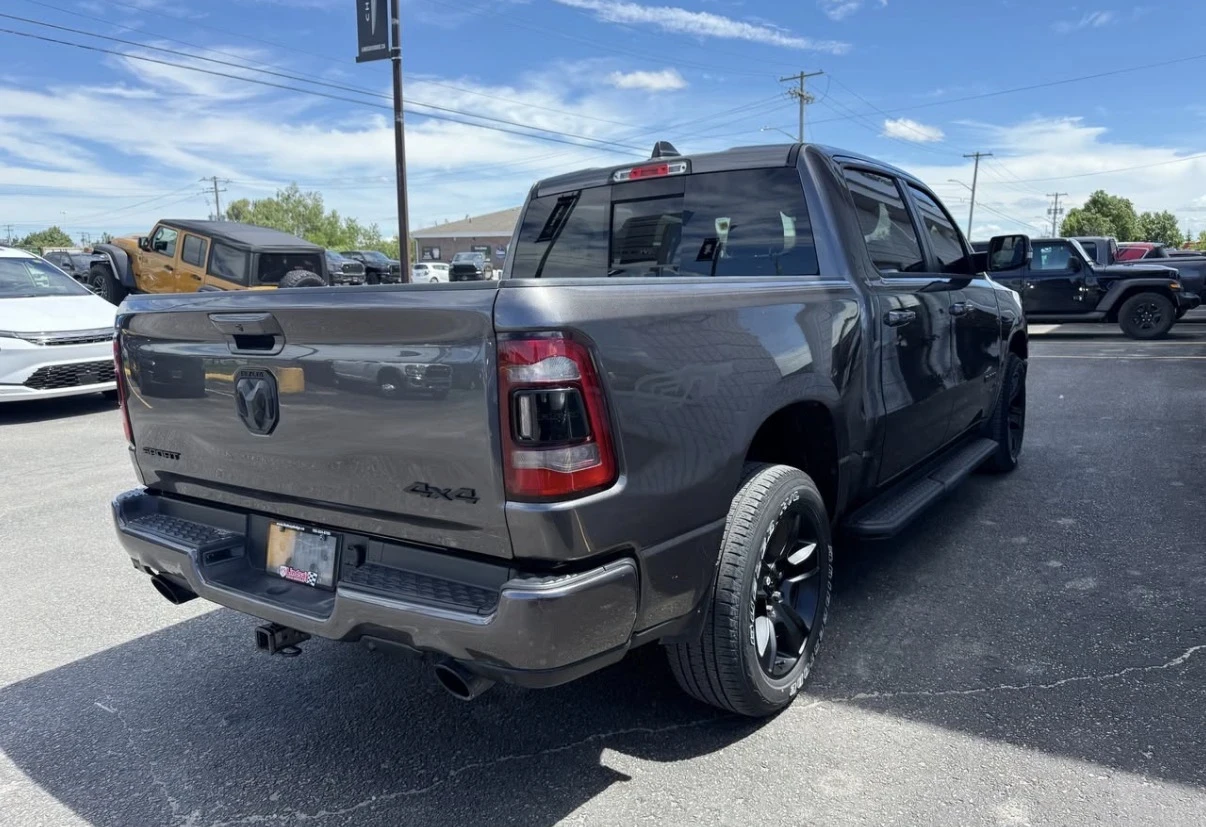 Dodge RAM 1500 SPORT GT * 5.7 HEMI * AWD * REMOTE START * CARPLAY, снимка 3 - Автомобили и джипове - 54925184