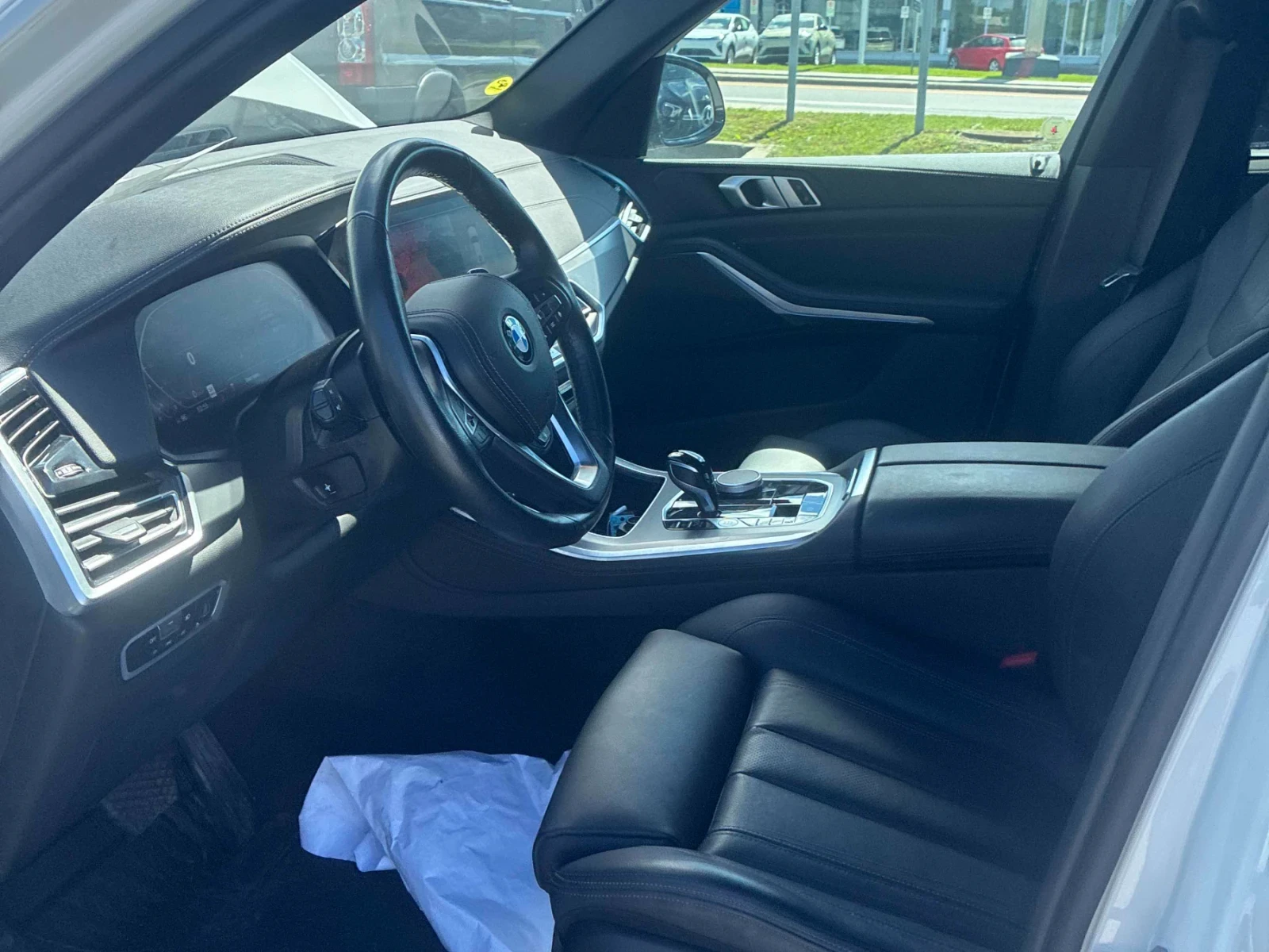 BMW X5 xDrive40i* ПОДГРЕВ* Keyless * CARFAX * АВТО КРЕДИТ, снимка 7 - Автомобили и джипове - 55035913