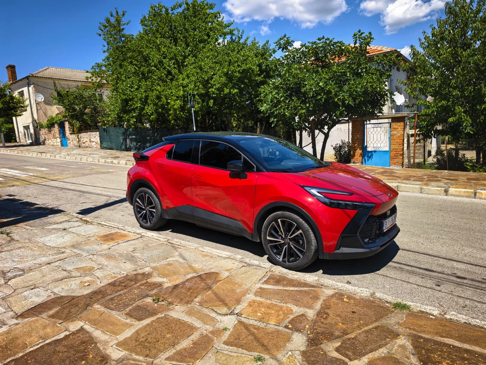Toyota C-HR PHEV 223 JBL PREMIUM SOUND , снимка 13 - Автомобили и джипове - 55158294