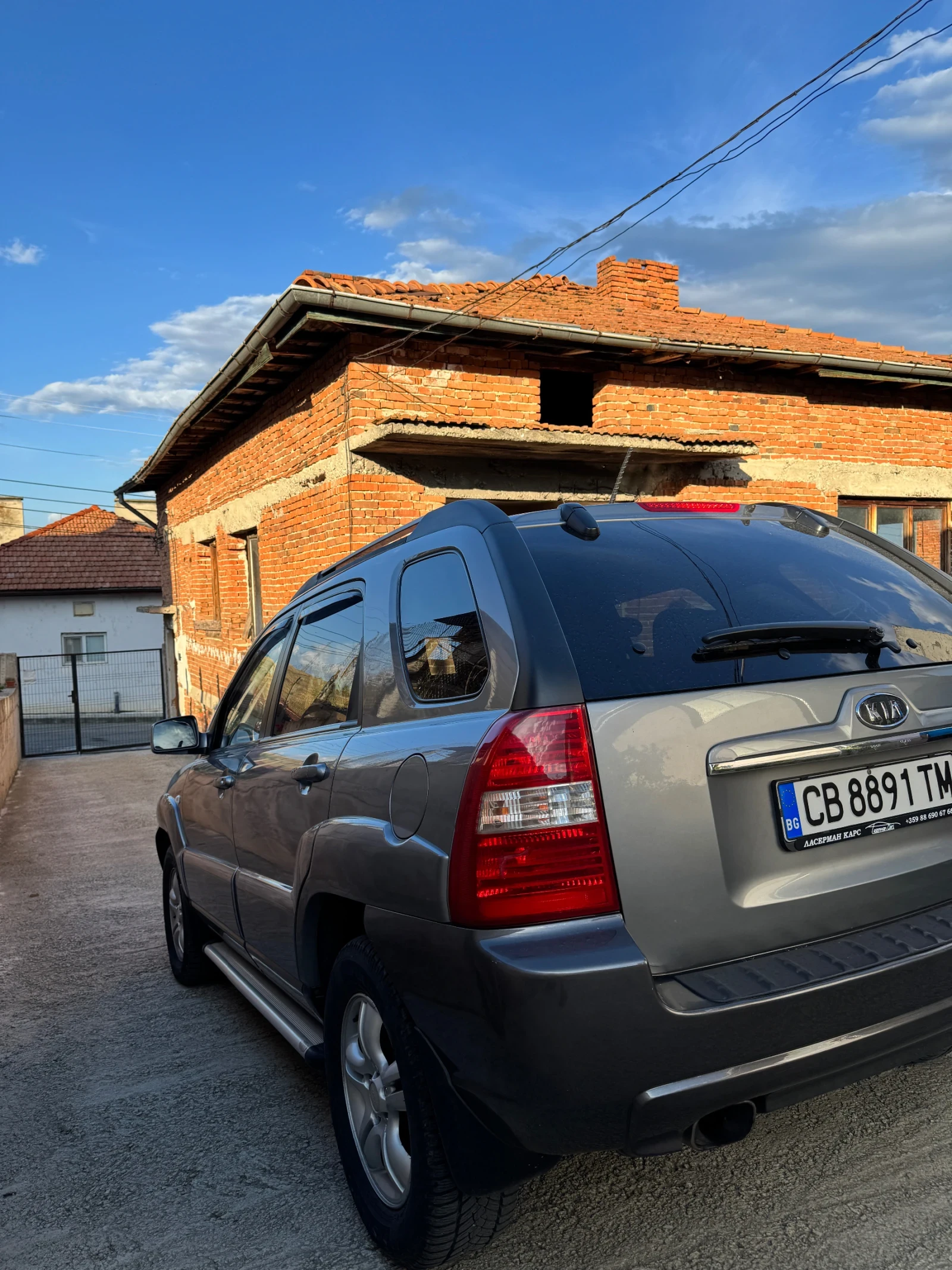 Kia Sportage, снимка 6 - Автомобили и джипове - 55268105