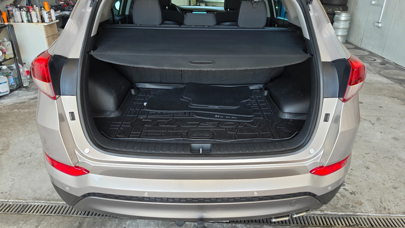 Hyundai Tucson 2.0* 4x4* LED* automatic, снимка 9 - Автомобили и джипове - 55500814